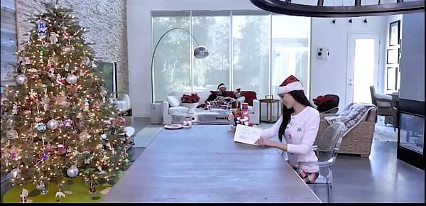  Cute Tiny Teen Step Daughter Ariana Marie Fucked By Step Dad Dressed Up As Santa Claus On Christmas Morning